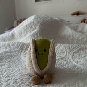 SOLD Jellycat pistachio NWT